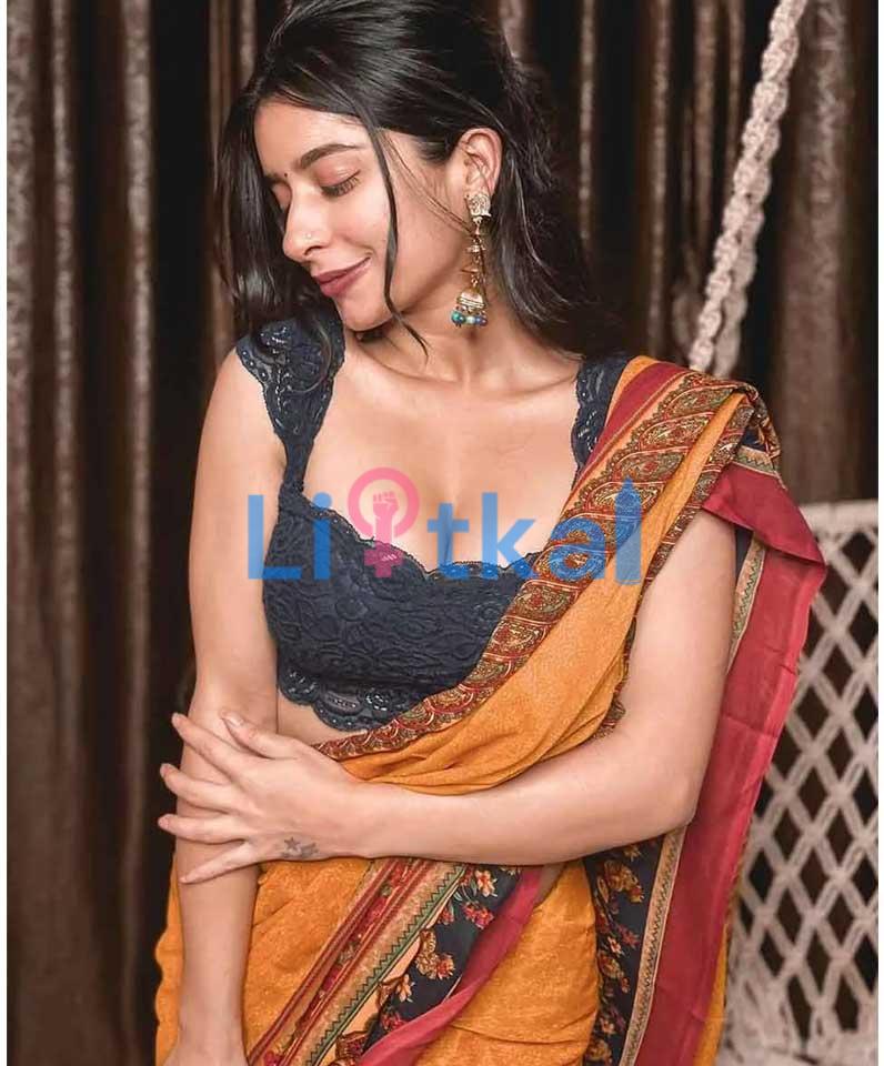100% Safe and Secure Hot Housewife available Only @6000 Image