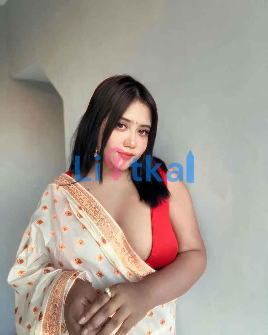 Very Hot Housewife Offer Best Sex Service in Arera Colony