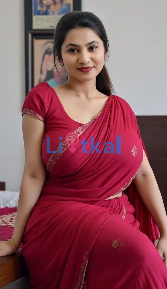 Hot and Sexy Housewife with Free Home Delivery 24/7