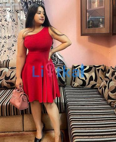 A Hot Party Call Girl Available For Real Meeting and Cam Session Image